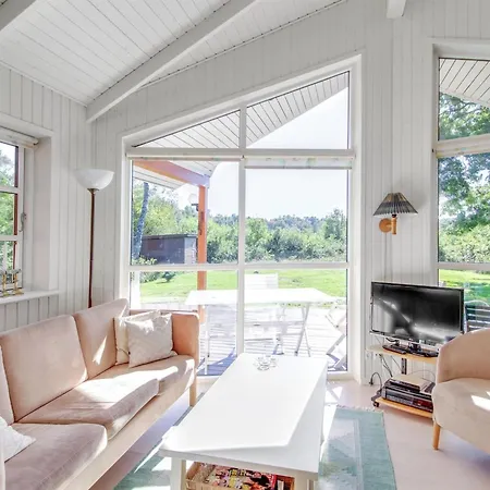 Nela - 300m From The Sea By Interhome *