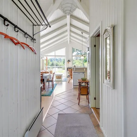 Nela - 300m From The Sea By Interhome *